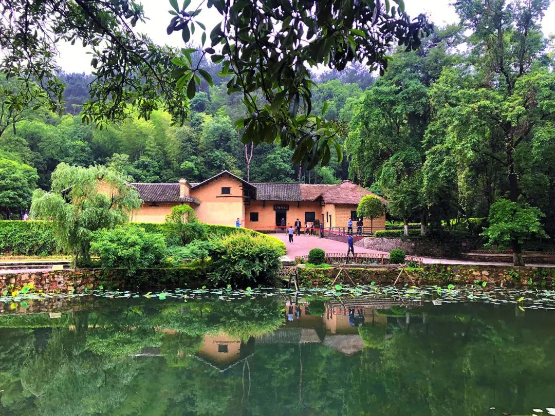 湘潭 汽车去 汽车回  1天0晚 韶山一天