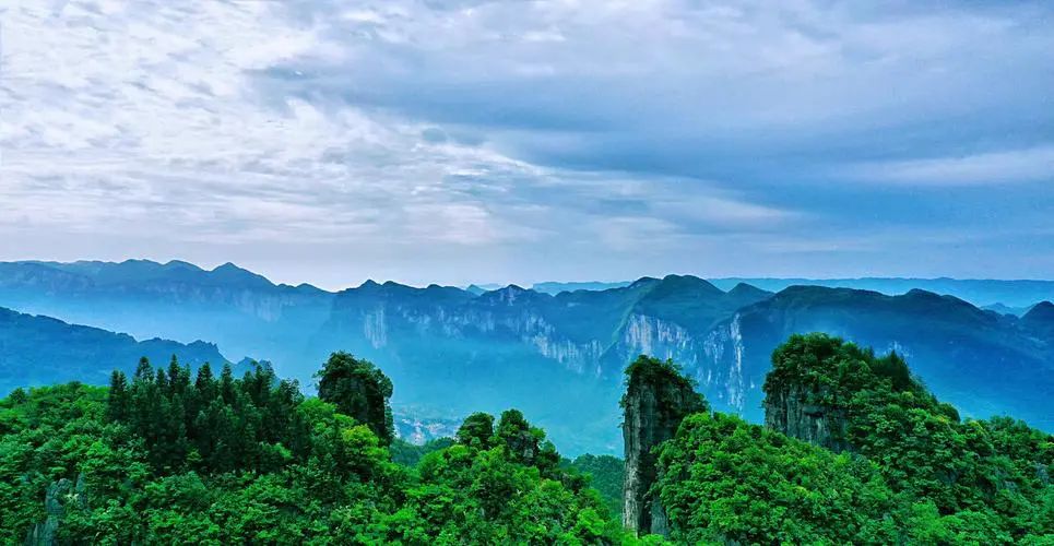 湖北 游客自理去 游客自理回  10天9晚 恩施坪坝营康养10天