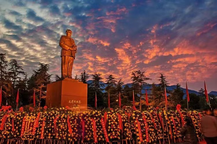 湘潭 汽车去 汽车回  1天0晚 韶山花明楼汽车一日游