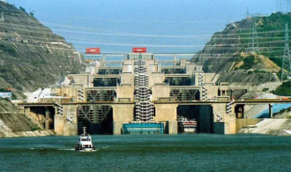 湖北 汽车去 汽车回  3天2晚 巴楚盛宴版散客班【王牌三峡】 	三峡大坝、游轮过船闸、西陵峡、嫘祖文化园3日游