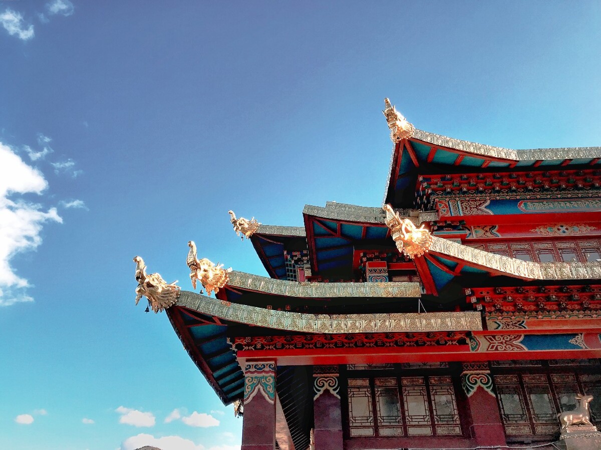 云南 飞机去 飞机回  6天5晚 云上花境 丽江/大理/香格里拉双飞6日游（高品12人小团）
