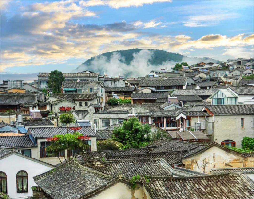 云南 飞机去 飞机回  5天4晚 腾冲芒市瑞丽品质双飞5日游