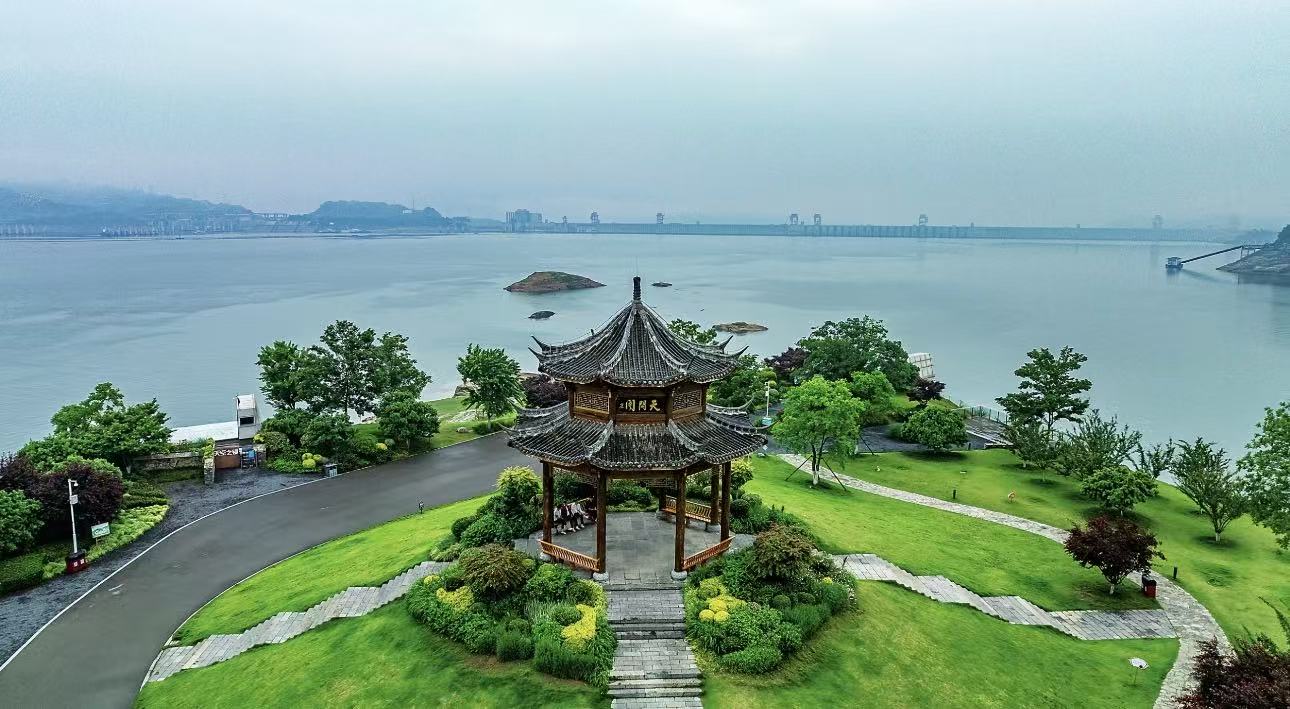 三峡 火车去 高铁回  6天5晚 【华夏神女三号】宜昌三峡重庆六日游