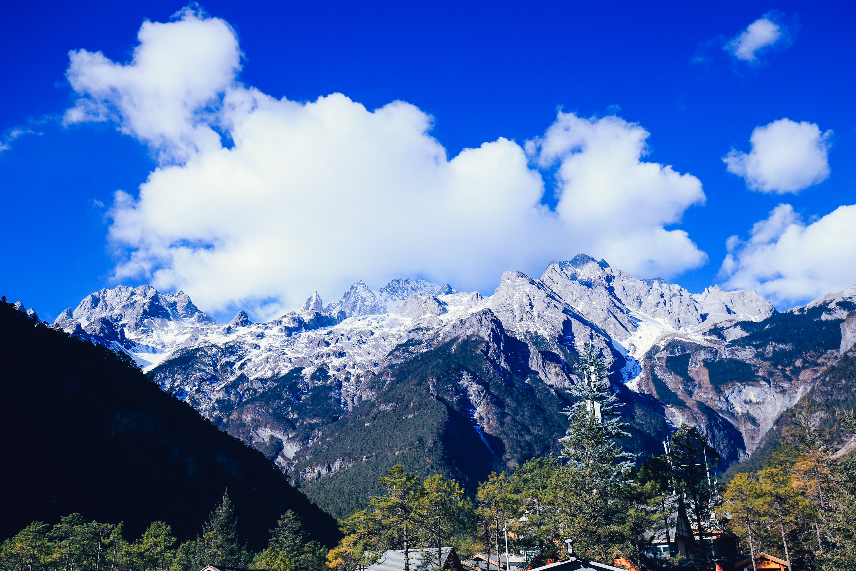 云南 飞机去 飞机回  6天5晚 净界-昆大丽双飞一动6日纯玩游