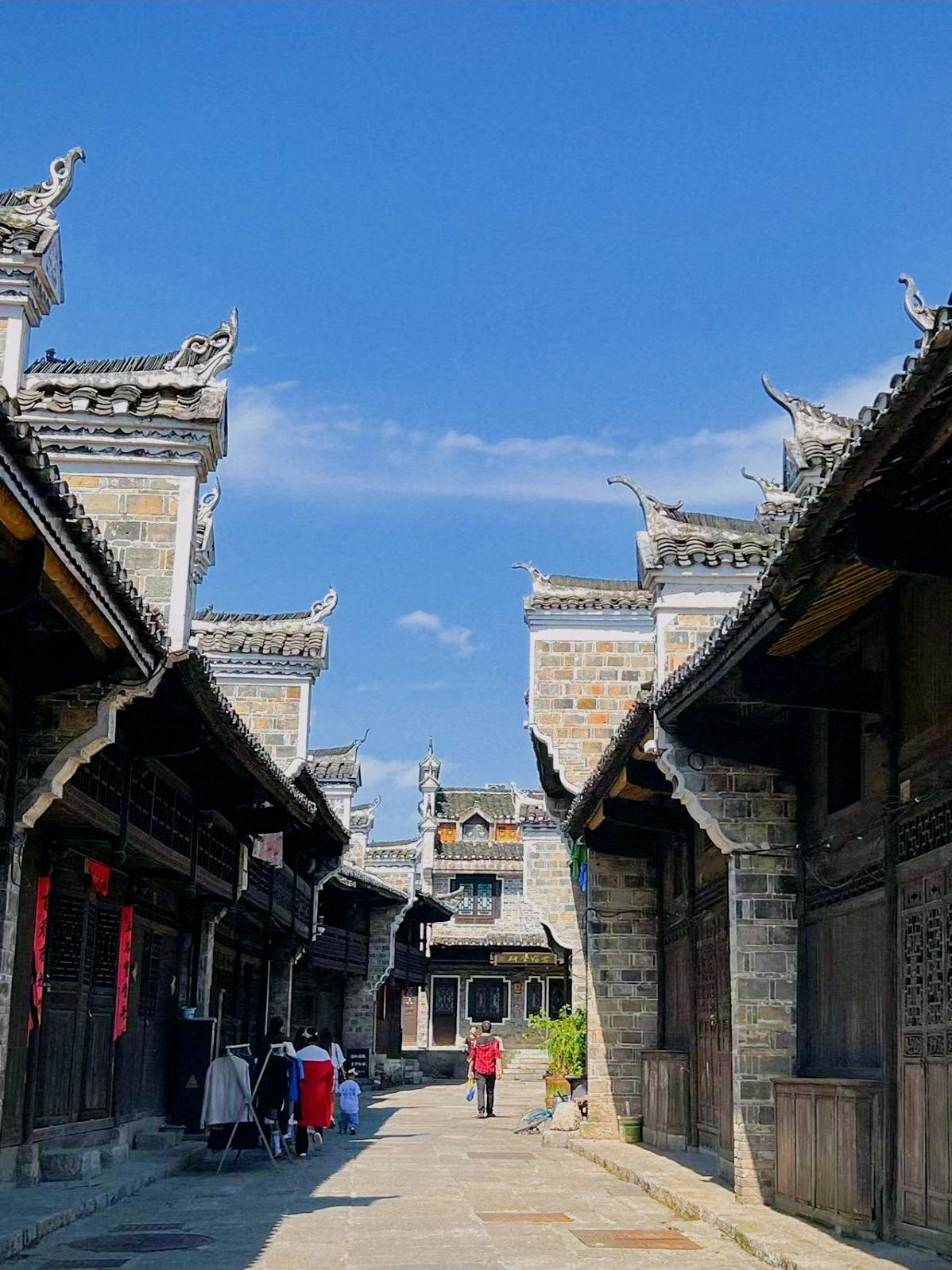 湘西 高铁去 高铁回  6天5晚 龙山考察
