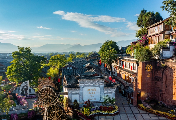 云南 飞机去 飞机回  6天5晚 保姆派1+1-昆明大理丽江双飞一动6日游（四钻版）