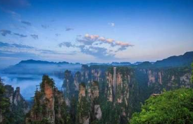 凤凰长沙张家界湘潭 飞机去 飞机回  5天4晚 7.29 海口10人长韶张5日游