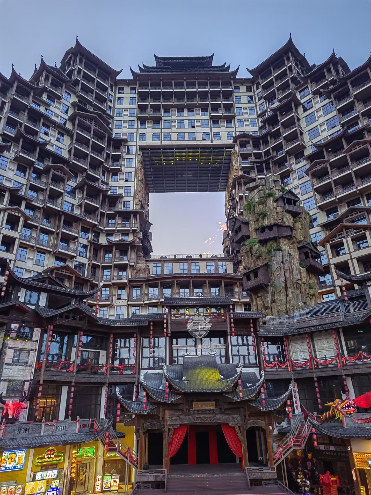 张家界 汽车去 汽车回  3天2晚 （XMT）张家界大峡谷·张家界森林公园·阿巴砦灯光秀三日游