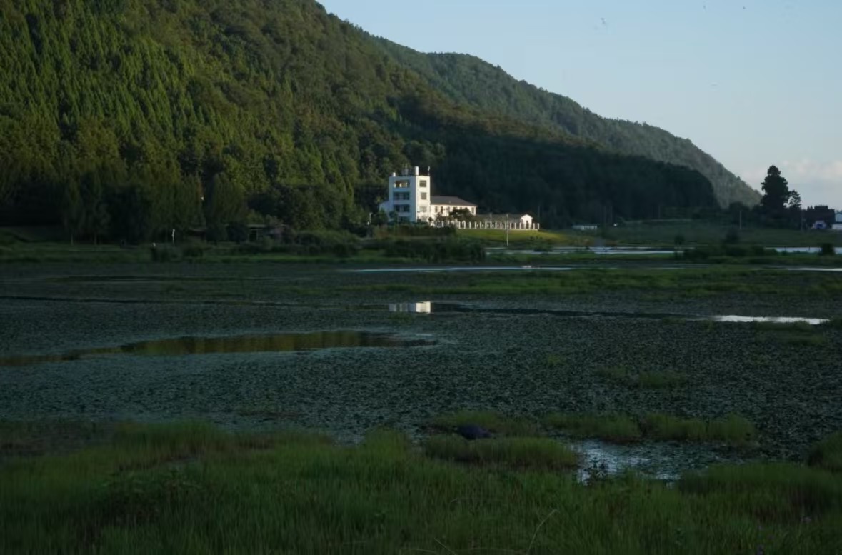 云南 飞机去 飞机回  5天4晚 直飞保山-芒市--腾冲4晚5日深度游